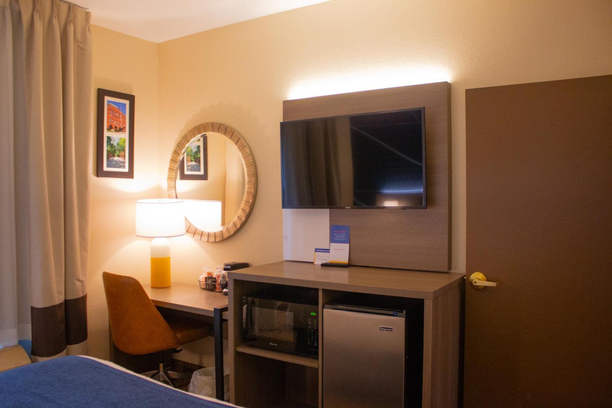 Comfort Inn & Suites Geneva- West Chicago Exteriör bild
