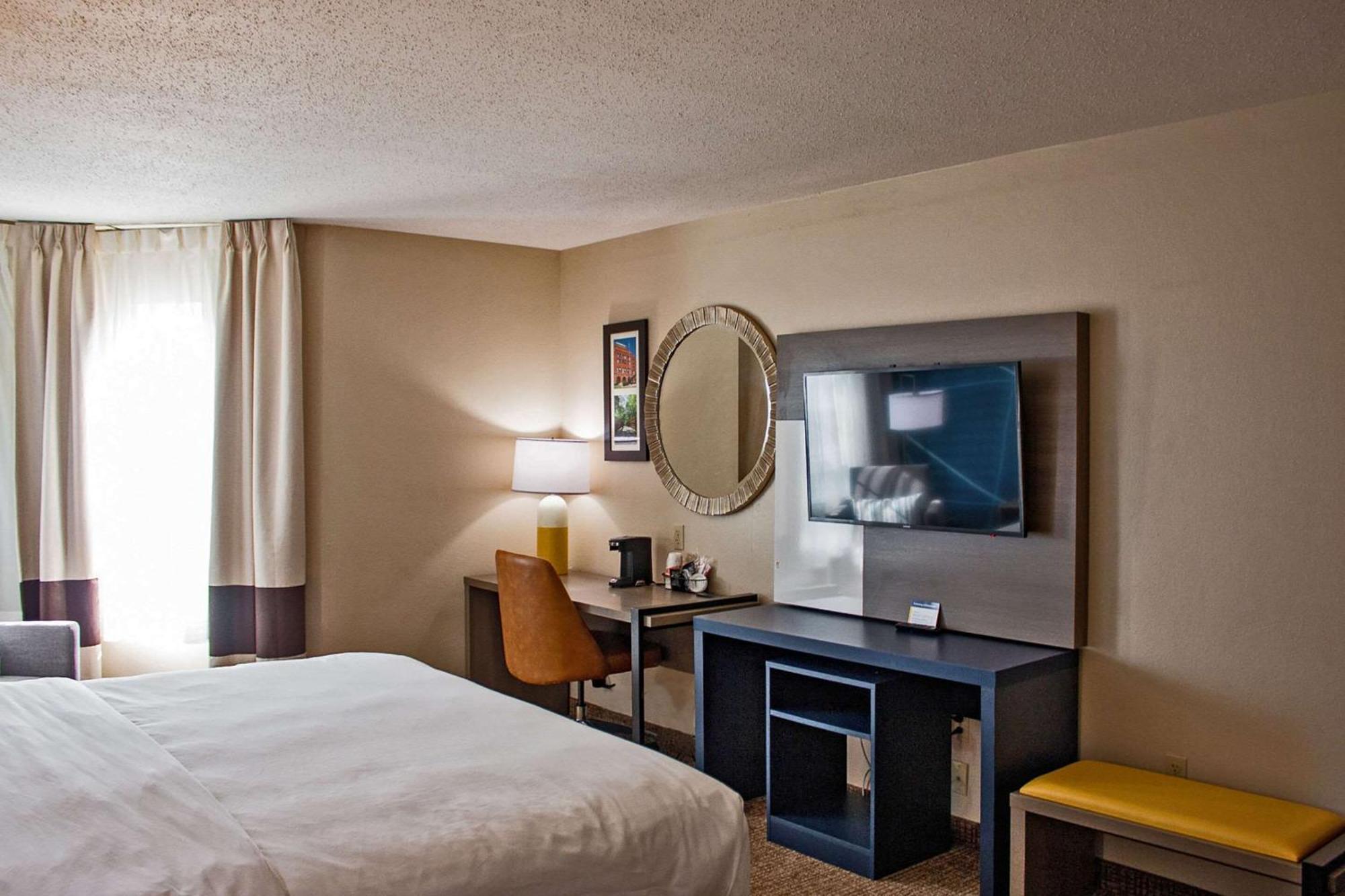 Comfort Inn & Suites Geneva- West Chicago Exteriör bild